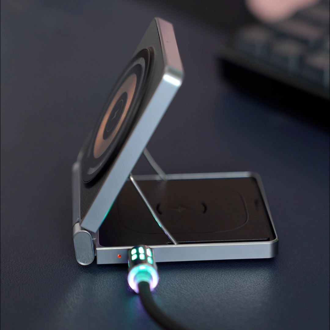 TitanFold 2-in-1 Wireless Charger