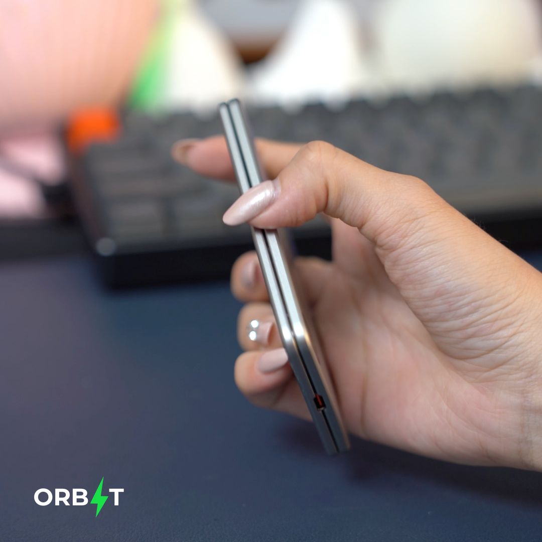 Orbit Pro - 20W Magnetic Power Bank