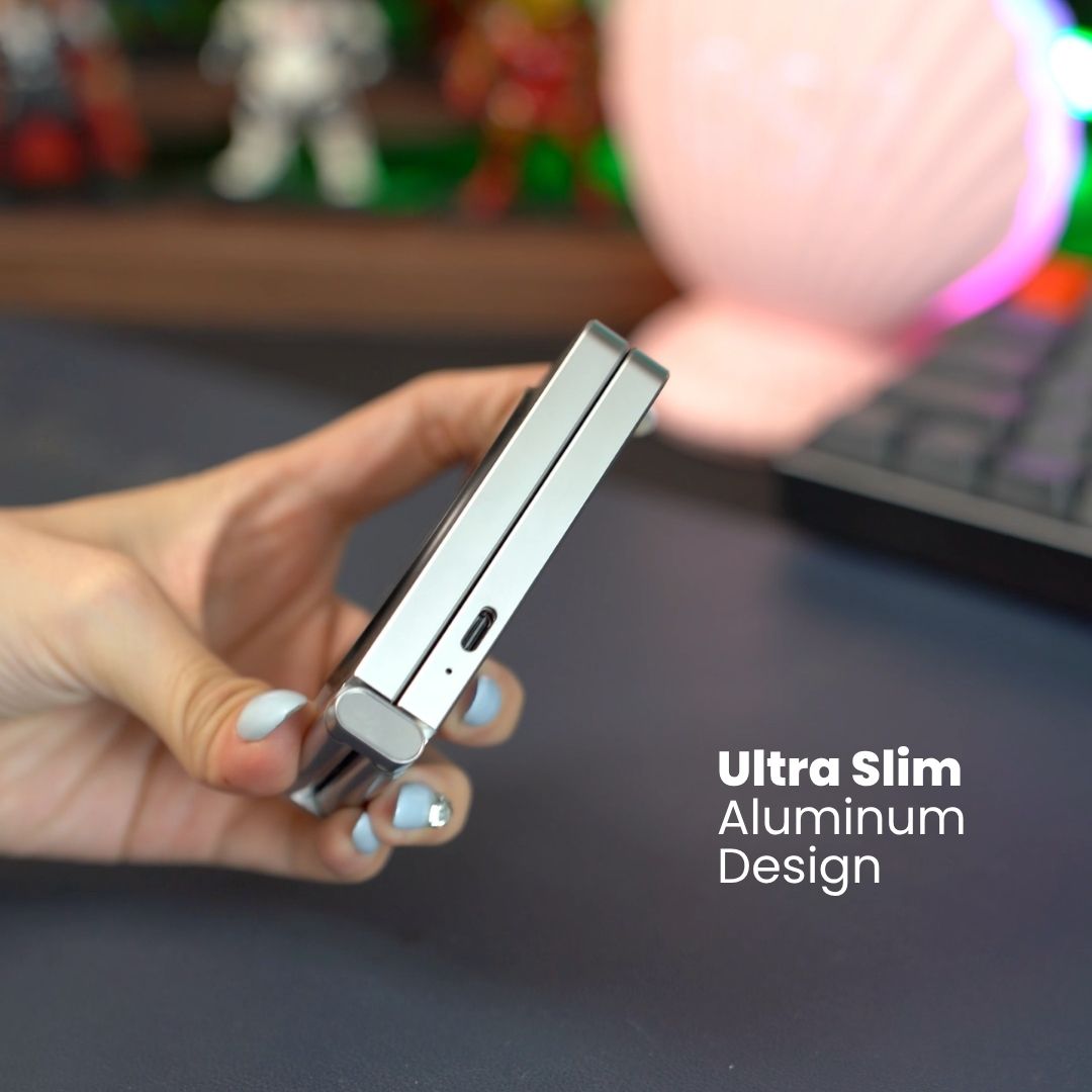 TitanFold 2-in-1 Wireless Charger